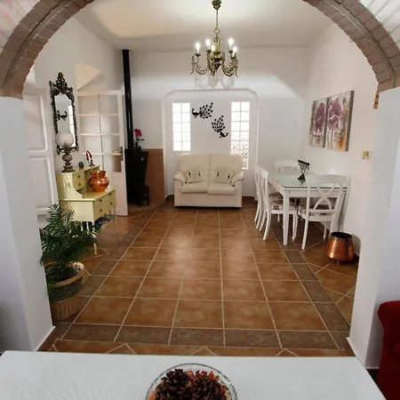 Merida Hétvégi ház Aljucén